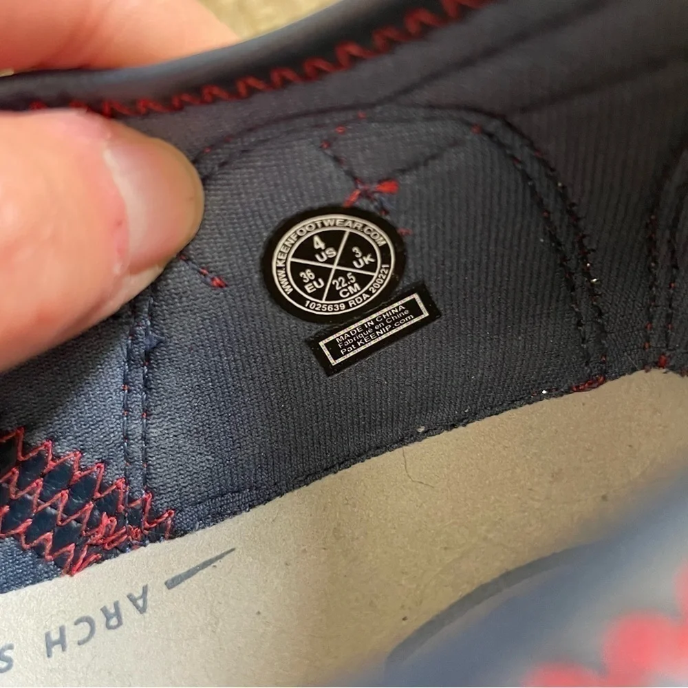 KEEN Knotch Creek Sandals
